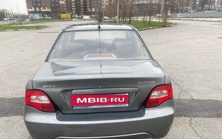 Daewoo Nexia I рестайлинг, 2012 год, 95 000 рублей, 4 фотография