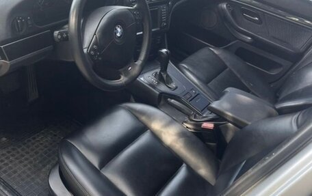 BMW 5 серия, 2001 год, 450 000 рублей, 13 фотография