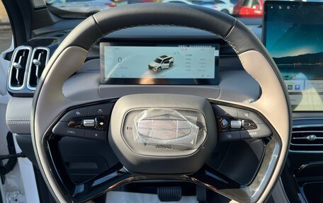 Geely Atlas, 2025 год, 3 000 000 рублей, 8 фотография