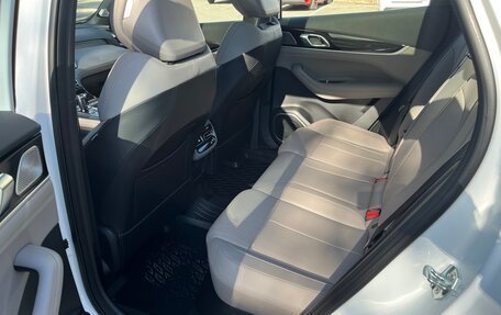 Geely Atlas, 2025 год, 3 000 000 рублей, 9 фотография