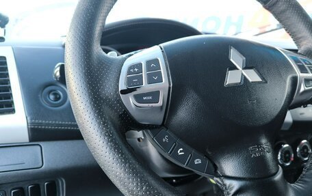Mitsubishi Outlander III рестайлинг 3, 2011 год, 1 199 000 рублей, 15 фотография