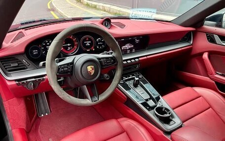 Porsche 911, 2021 год, 14 500 000 рублей, 9 фотография