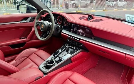 Porsche 911, 2021 год, 14 500 000 рублей, 10 фотография