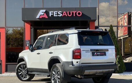 Toyota Land Cruiser Prado, 2024 год, 10 290 000 рублей, 4 фотография