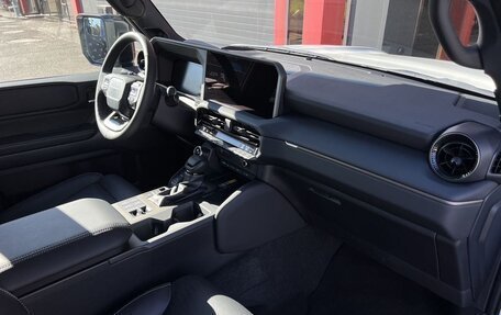 Toyota Land Cruiser Prado, 2024 год, 10 290 000 рублей, 29 фотография