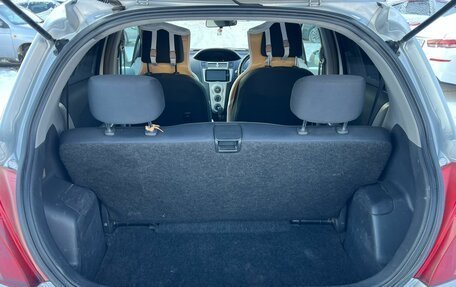 Toyota Vitz, 2005 год, 599 999 рублей, 12 фотография