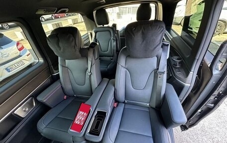 Mercedes-Benz V-Класс, 2025 год, 14 790 000 рублей, 4 фотография