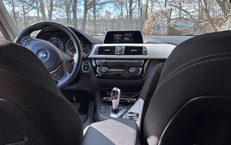 BMW 3 серия, 2018 год, 1 770 000 рублей, 13 фотография