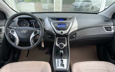 Hyundai Avante, 2011 год, 698 000 рублей, 15 фотография