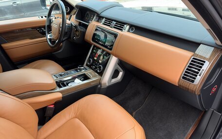 Land Rover Range Rover IV рестайлинг, 2018 год, 7 500 000 рублей, 13 фотография