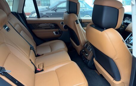 Land Rover Range Rover IV рестайлинг, 2018 год, 7 500 000 рублей, 17 фотография