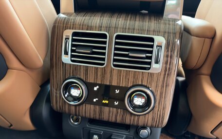 Land Rover Range Rover IV рестайлинг, 2018 год, 7 500 000 рублей, 19 фотография