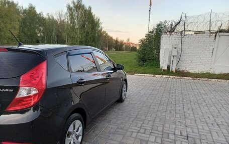 Hyundai Solaris II рестайлинг, 2015 год, 870 000 рублей, 5 фотография