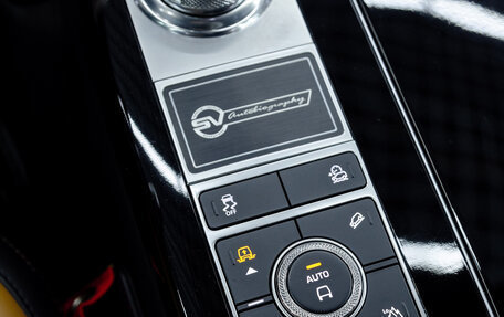 Land Rover Range Rover IV рестайлинг, 2020 год, 10 850 000 рублей, 30 фотография