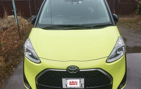 Toyota Sienta II, 2019 год, 1 750 000 рублей, 2 фотография