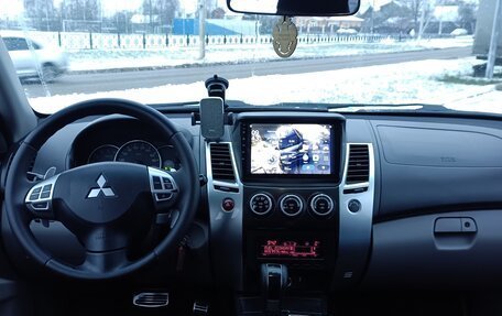 Mitsubishi Pajero Sport II рестайлинг, 2011 год, 1 800 000 рублей, 9 фотография