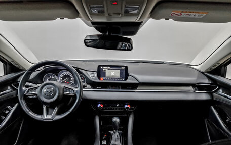 Mazda 6, 2020 год, 2 650 000 рублей, 14 фотография