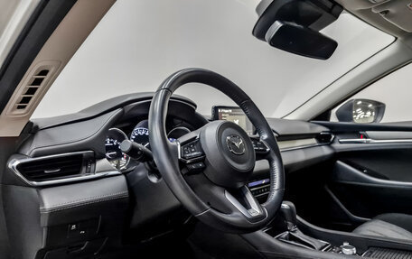 Mazda 6, 2020 год, 2 650 000 рублей, 17 фотография