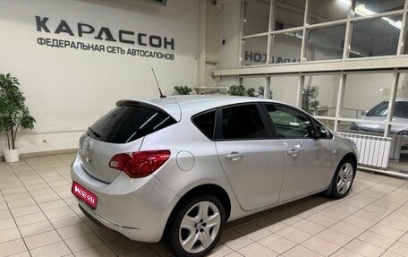 Opel Astra J, 2013 год, 780 000 рублей, 1 фотография