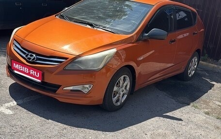 Hyundai Solaris II рестайлинг, 2014 год, 760 000 рублей, 1 фотография