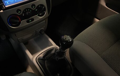 Chevrolet Aveo III, 2004 год, 300 000 рублей, 14 фотография