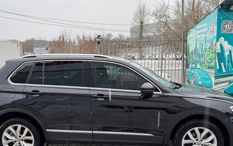 Volkswagen Tiguan II, 2019 год, 2 650 000 рублей, 2 фотография