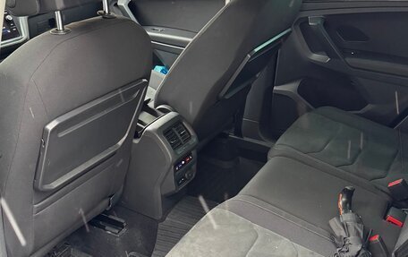 Volkswagen Tiguan II, 2019 год, 2 650 000 рублей, 9 фотография