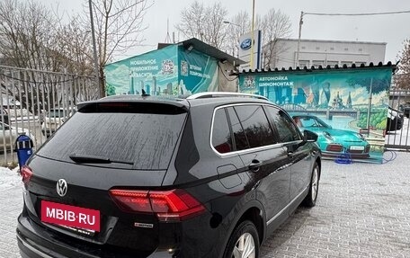 Volkswagen Tiguan II, 2019 год, 2 650 000 рублей, 3 фотография