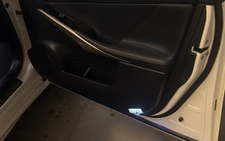 Lexus IS III, 2016 год, 1 950 000 рублей, 14 фотография