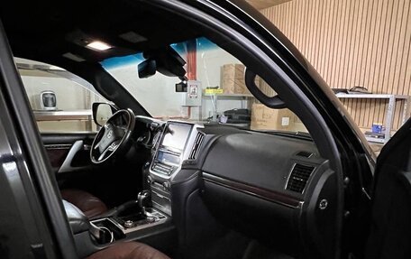 Toyota Land Cruiser 200, 2018 год, 6 500 000 рублей, 11 фотография