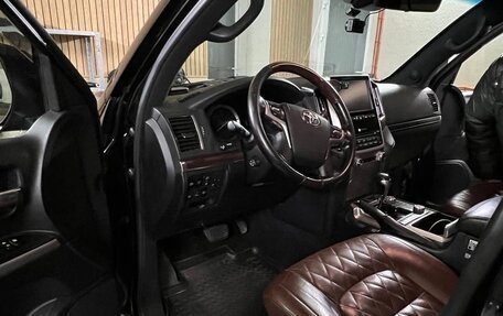 Toyota Land Cruiser 200, 2018 год, 6 500 000 рублей, 12 фотография