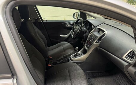 Opel Astra J, 2013 год, 780 000 рублей, 7 фотография