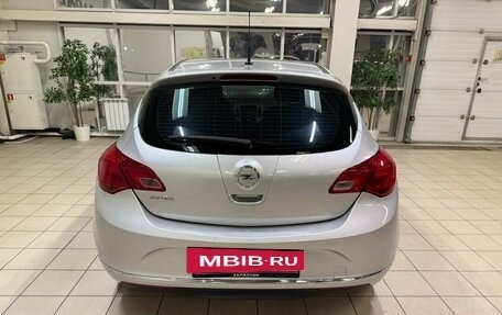 Opel Astra J, 2013 год, 780 000 рублей, 3 фотография
