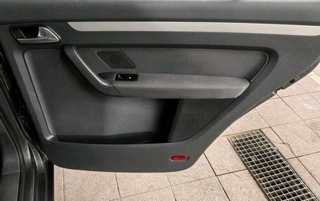 Volkswagen Touran III, 2014 год, 1 190 000 рублей, 16 фотография