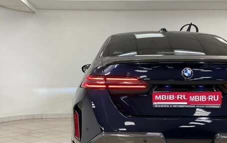 BMW M5, 2025 год, 22 200 000 рублей, 33 фотография