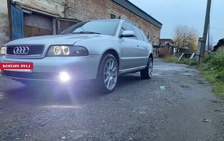 Audi A4, 1999 год, 420 000 рублей, 4 фотография