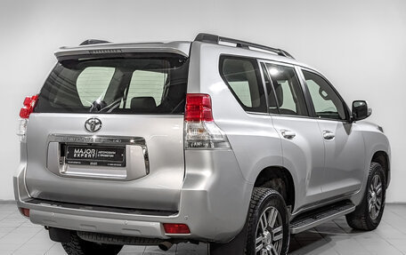 Toyota Land Cruiser Prado 150 рестайлинг 2, 2013 год, 3 495 000 рублей, 5 фотография