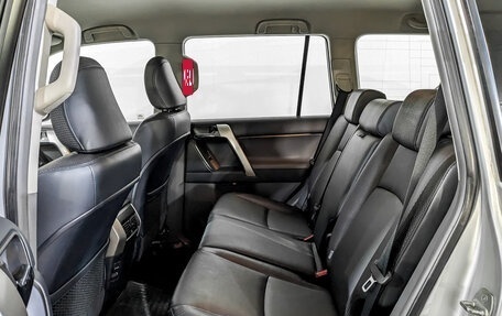 Toyota Land Cruiser Prado 150 рестайлинг 2, 2013 год, 3 495 000 рублей, 12 фотография