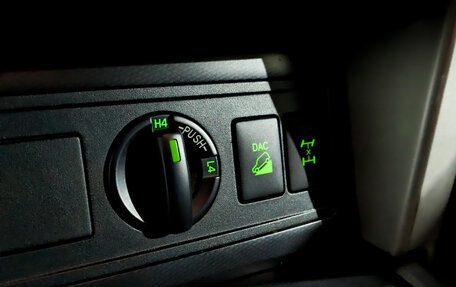 Toyota Land Cruiser Prado 150 рестайлинг 2, 2013 год, 3 495 000 рублей, 26 фотография