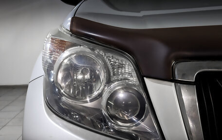 Toyota Land Cruiser Prado 150 рестайлинг 2, 2013 год, 3 495 000 рублей, 17 фотография