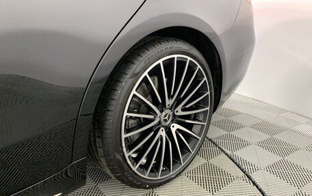 Mercedes-Benz S-Класс, 2024 год, 31 750 000 рублей, 25 фотография