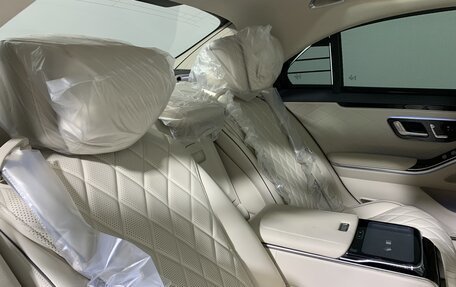 Mercedes-Benz S-Класс, 2024 год, 31 750 000 рублей, 18 фотография