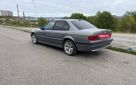 BMW 7 серия, 2001 год, 550 000 рублей, 3 фотография