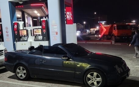 Mercedes-Benz CLK-Класс, 2000 год, 800 000 рублей, 1 фотография