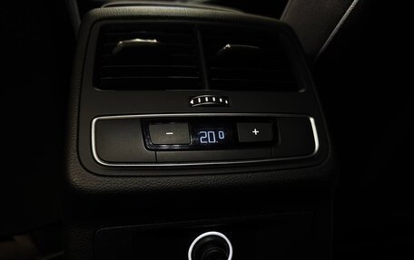 Audi A4, 2016 год, 2 850 000 рублей, 24 фотография