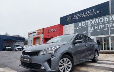 KIA Rio IV, 2021 год, 1 690 000 рублей, 3 фотография