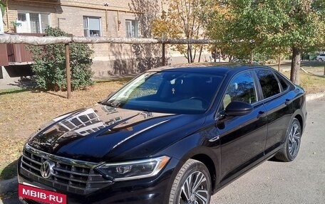 Volkswagen Jetta VII, 2020 год, 2 000 000 рублей, 2 фотография