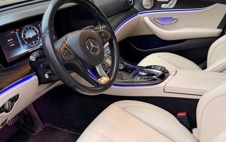 Mercedes-Benz E-Класс, 2016 год, 2 990 000 рублей, 9 фотография