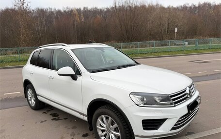 Volkswagen Touareg III, 2016 год, 3 200 000 рублей, 4 фотография