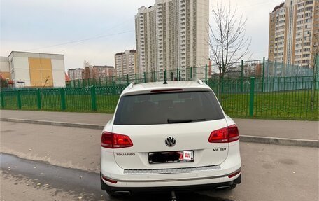 Volkswagen Touareg III, 2016 год, 3 200 000 рублей, 6 фотография